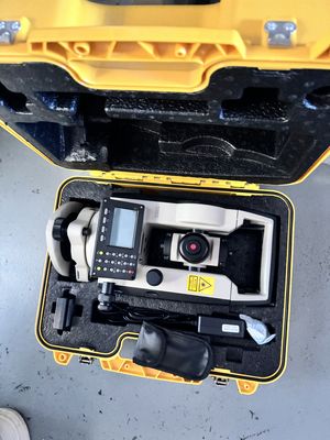 Электронный цифровой теодолит South NT-023. Обновите свой опыт нивелирования с магнитным демпфером компенсатора South и ЖК-дисплеем